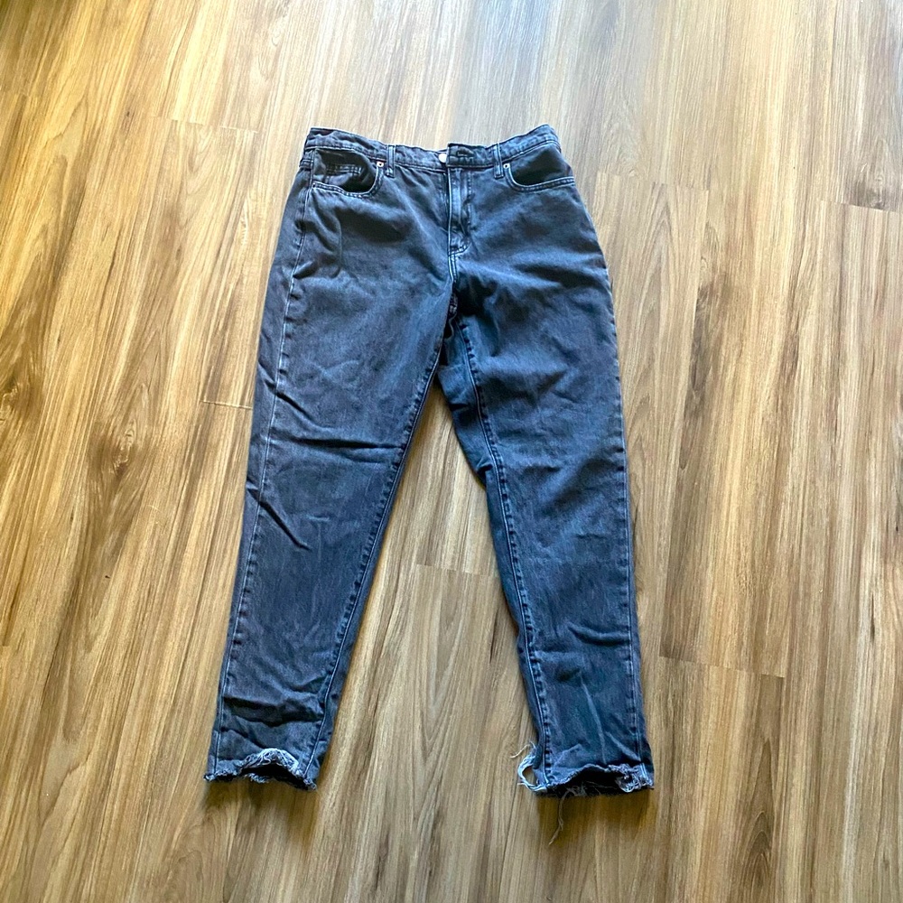 Black boyfriend jeans